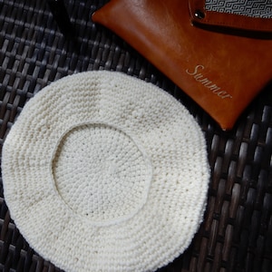 ONE size retro style crochet Cream beret