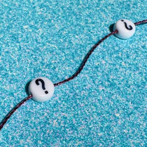 200 Question Mark Bead, White Acrylic Coin-Shaped, 7mm, Hole: 1 mm, Query Symbol Bead, Punctuation Beads, WWJD? for DIY Jewelry Enthusiasts