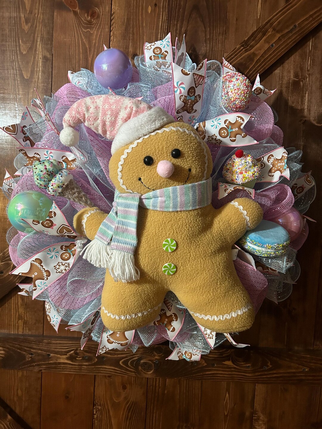 Gingerbread Christmas Wreath, Candyland Holiday Door Décor, Pastel Pink ...