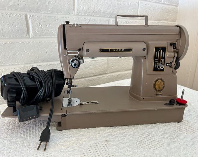 Vintage Singer Sewing Machine - Model 301 - From 1950s - Plus Foot ...
