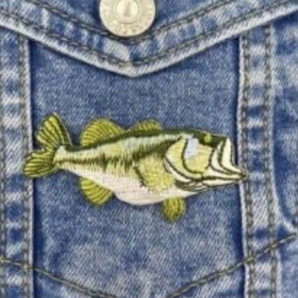 Largemouth Bass - Iron on patch - Embroidered patch - Applique -Fishing