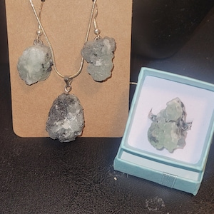 Prehnite bubble earrings, necklace and ring set, on sterling 925 silver