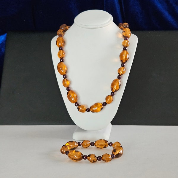 Vintage Joan Rivers Beautiful Honey Color Beaded Necklace and Bracelet.