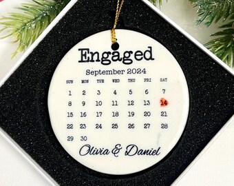 Ornament trouwdatum, getrouwd ornament, huwelijkscadeau, kalender, jubileumcadeau, ons eerste kerstfeest, pasgetrouwde cadeau, verlovingscadeau