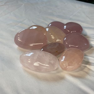 Rose quartz palm stone