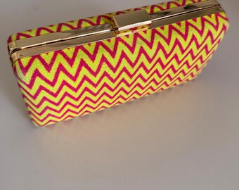 Neon Zigzag Clutch Bag: Bright Summer Statement Purse