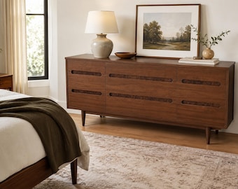 Vintage Kroehler Mid Century Modern Lowboy Dresser Walnut MCM Dresser Danish Modern Style Credenza Media Console Sideboard