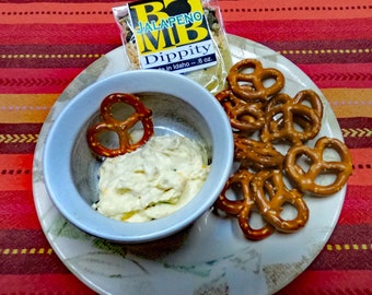 Jalapeno Dip Mix by Bomb Dippity - pretzel chip veggie dip