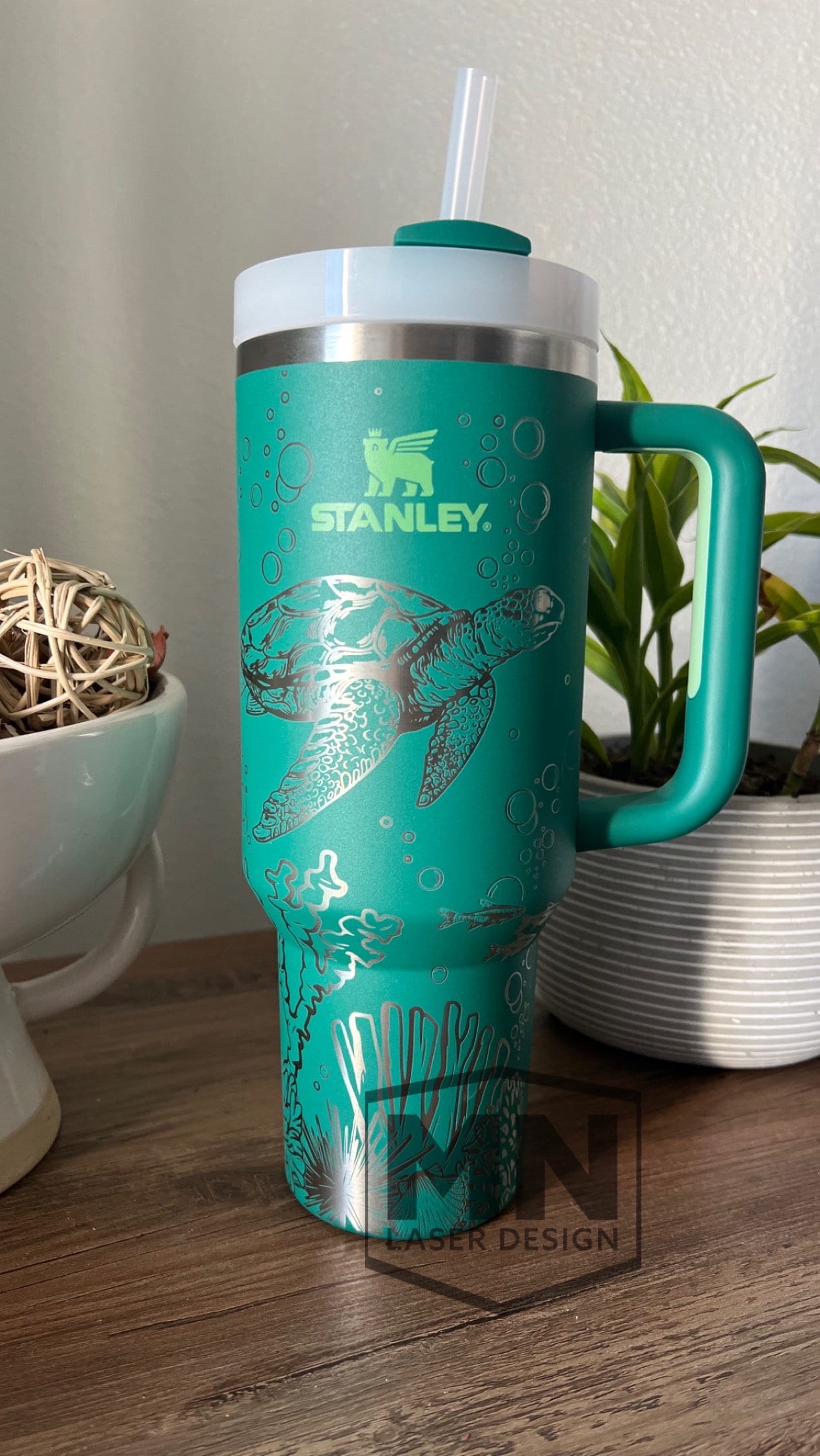 2.0 Quencher Tumbler Turtle Coral Reef Full Wrap Laser Engraved 40oz 