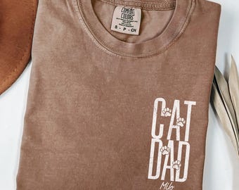 Cat Dad graphic T-shirt | Small Chest Logo Cream Tee