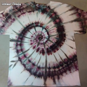 Erwachsene XL Unisex Mehrfarbige Spirale Ice Dyed Tie-Dye.
