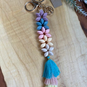 Flower Keychain - Gold