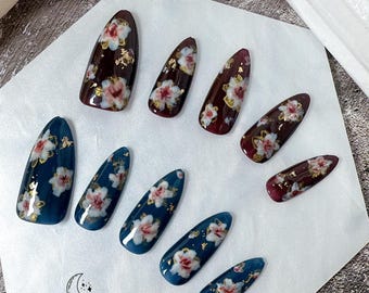 Vintage Classic Golden Flowers Press On Nails | Hand Painted Nails | Unique Gorgeous Nails | Gel Winter Nails | Elegant Nails |