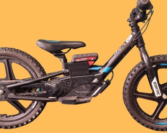 Stacyc Milwaukee 2 Piece Battery Adapter - 12" and 16"