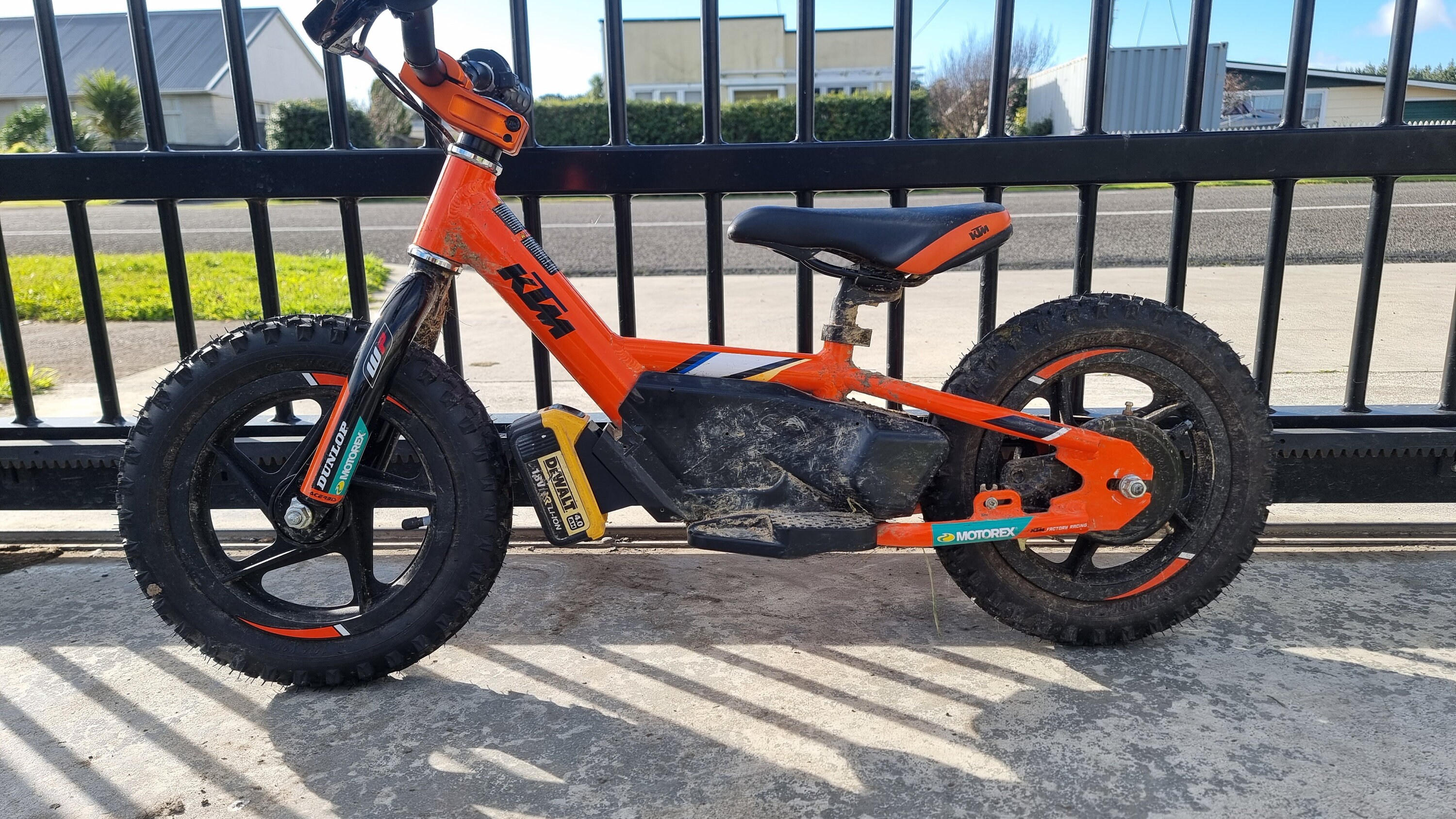 Stacyc Dewalt Battery Adapter 12 and 16 Etsy Canada