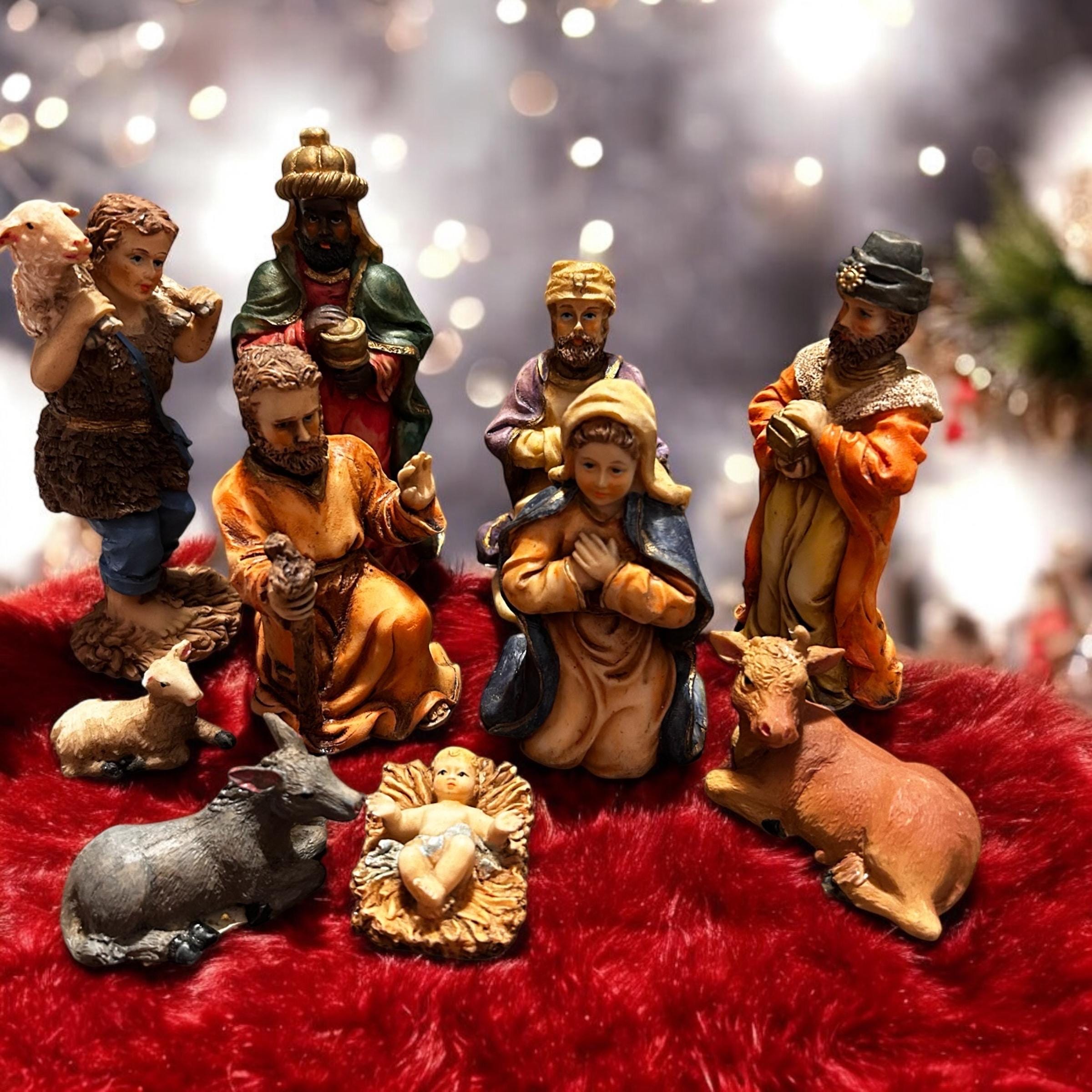 Scène animée pour un village de Noël avec personnages de moulin et de