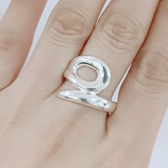 Uno store jewelry collection