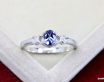 Bague tanzanite, bague plaquée or, pierre de naissance de décembre, bague simple, bague à superposer, bague délicate, cadeau pour elle