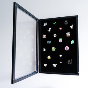 Enamel Pin Badge Collection Case, Wall-Mountable Shadow Box Display - Silverstar Pins