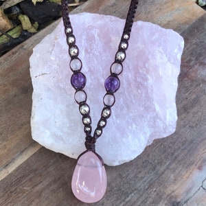 Rose Quartz Pendant, with rose quartz and Amethyst beads, Adjustable Macrame Necklace, handmade gift