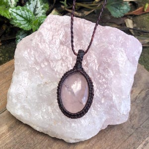 Rose Quartz Pendant, macrame necklace, Adjustable, boho chic, handmade gift