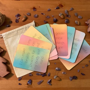 25 Montessori & Waldorf inspired affirmation cards for kids
