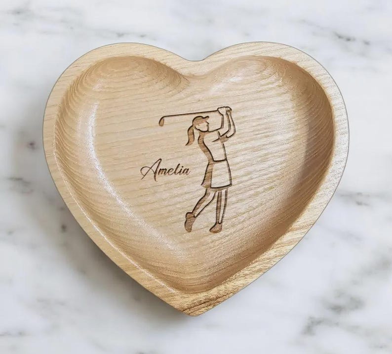 Anpassad golfringfat i trä – Graverad present till golfare Heart