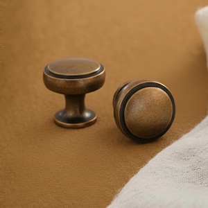 Tiradores de cajón de cobre macizo de bronce antiguo, pomos de gabinete vintage, sólidos y pesados, estilo mediados de siglo.