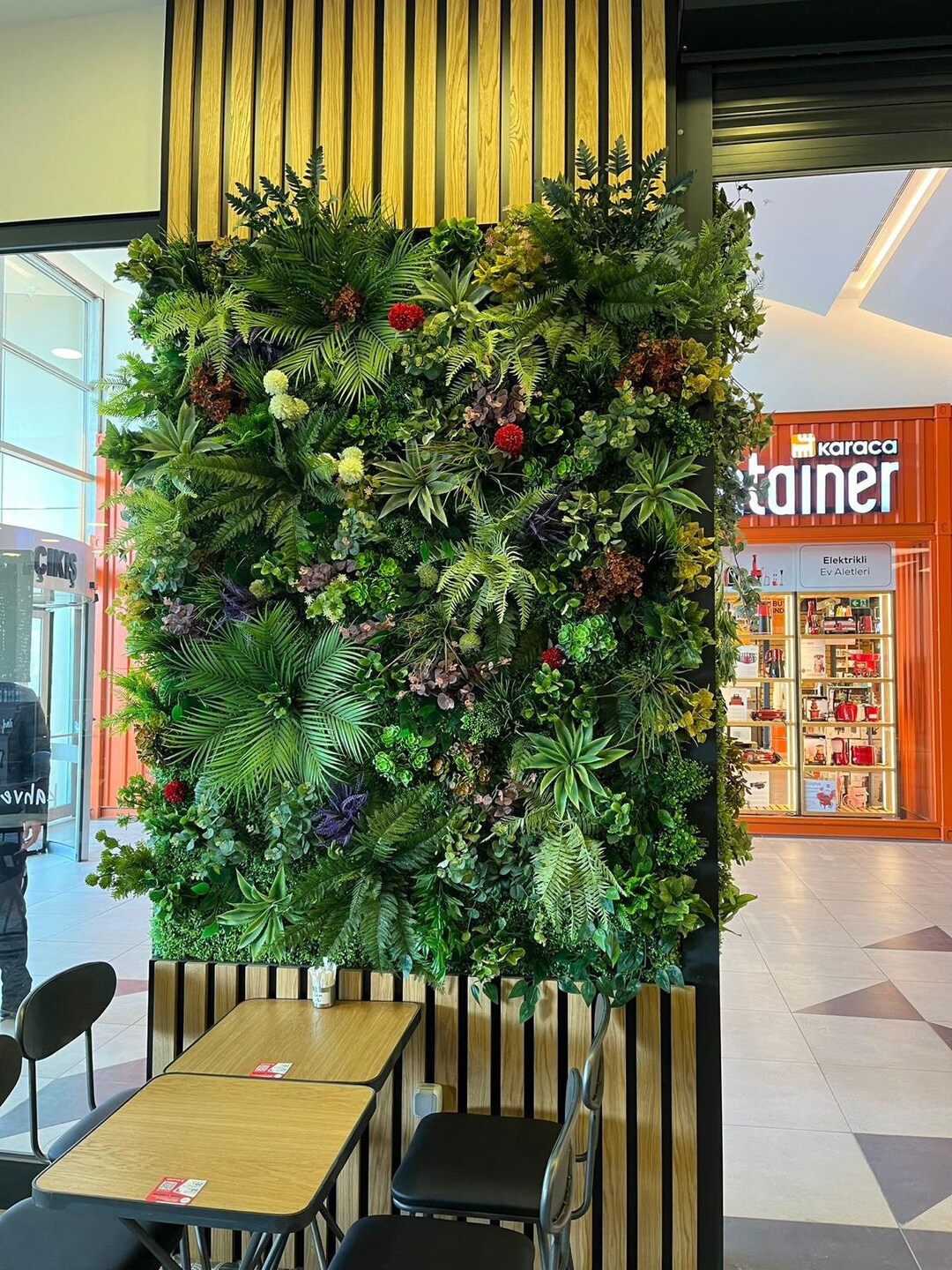 Artificial Plant Wall Mixed Artificial Flower Wall Cladding Home