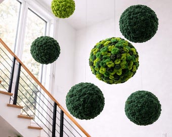Moss ball made of Icelandic moss, a beautiful decorative element for home and office, natural materials