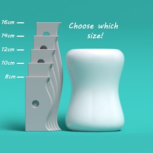 Op de afbeelding: Vijf witte keramische vaasvormen in verschillende maten, variërend van 8 cm tot 16 cm hoog. De tekst "Kies welke maat!" is in wit op een turquoise achtergrond geschreven.