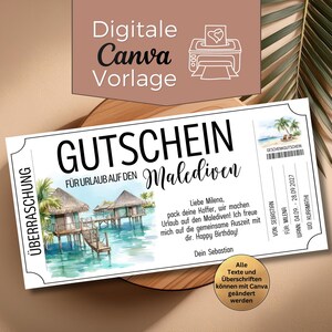 Könnte beinhalten: Ein weißer Gutschein mit dem Text "GUTSCHEIN" und "FÜR URLAUB AUF DEN Malediven" in Schwarz. Der Gutschein zeigt eine Illustration von Bungalows über dem Wasser und Palmen. Der Text "Digitale Canva Vorlage" steht oben.