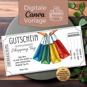 以下が含まれることがあります： 「GUTSCHEIN」と「Shopping Tag」というドイツ語のテキストが入ったギフト券。青、緑、黄、赤のショッピングバッグのイラストが特徴です。画像の上部には「Digitale Canva Vorlage」というテキストがあります。