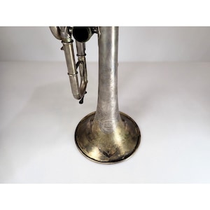 Corneta vocal C.G. Conn C-D-B bemol, rara, de época, de 1912, número de serie 123313 - Restaurada imagen 12
