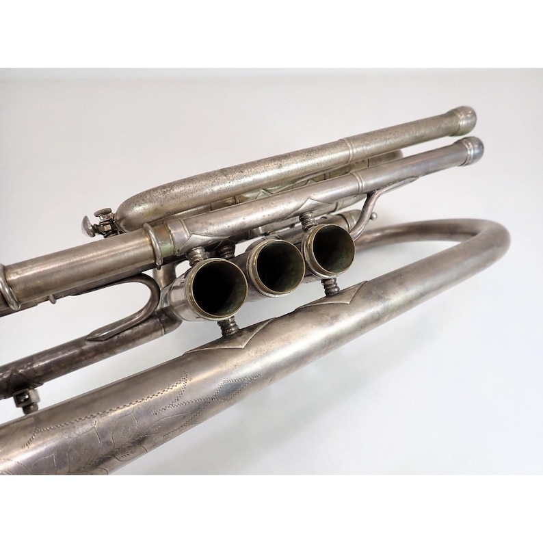 Corneta vocal C.G. Conn C-D-B bemol, rara, de época, de 1912, número de serie 123313 - Restaurada imagen 19