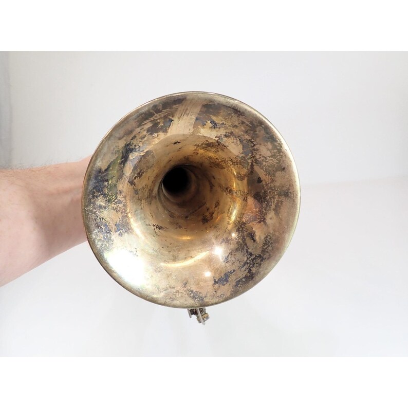 Corneta vocal C.G. Conn C-D-B bemol, rara, de época, de 1912, número de serie 123313 - Restaurada imagen 16