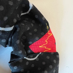 Nursing scrunchies, scrunchy for nurses, heartbeats, stethoscopes, black, red, white. Ponytail holder, hair accessories, hair care