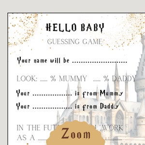Pu&ograve; includere: Un biglietto bianco con glitter dorati e un'illustrazione ad acquerello di un castello. Il biglietto ha il testo "HELLO BABY GUESSING GAME" e include un elenco di domande sul nome, l'aspetto e il futuro del bambino.
