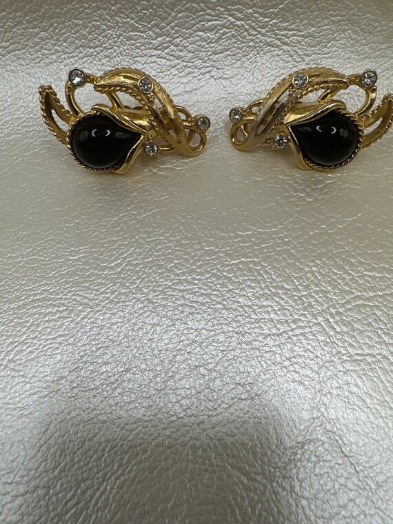 Barrera signed for AVON Earrings gold with black … - image 7