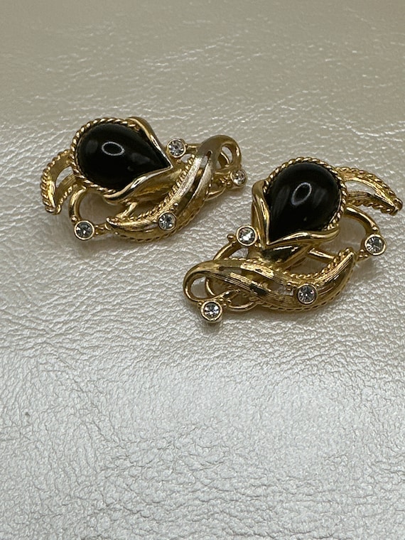 Barrera signed for AVON Earrings gold with black … - image 6