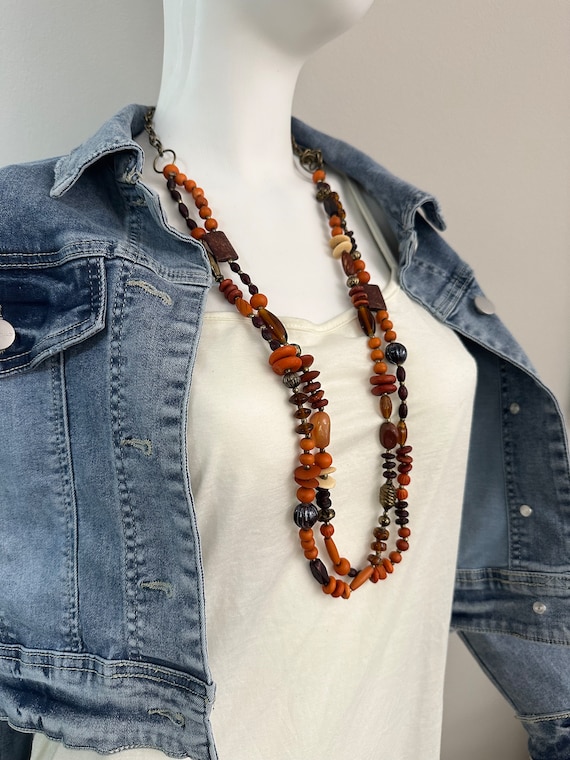 Vintage necklace /beads /glass, wood stunning, uni