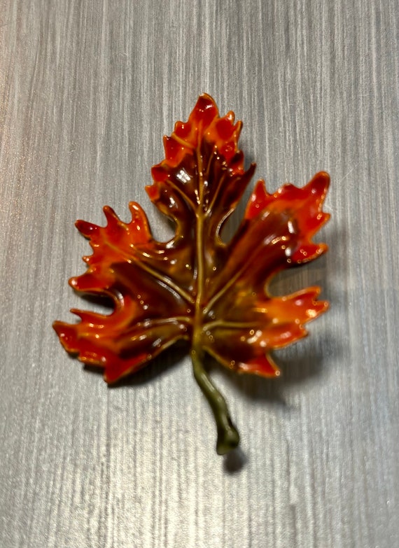 HAR signed, orange leaf brooch - image 9