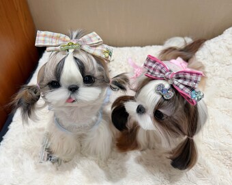 Pinzas para mascotas con lazo de cuadros brillantes y diseño de refresco