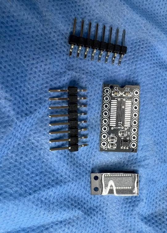 Commodore 64 / 128 - C64 / C128 - Clock MOS 8701 Replacement - Kit ...