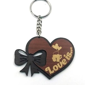 Arquivo de chaveiro de amor cortado a laser - SVG, DXF, PDF - Design de chaveiro de madeira em forma de coração, o amor é gravado para madeira de brinquedo de 2-3-4 mm