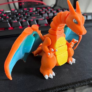 Flexi Dragon Figurine | Articulated Toy | Desk Decor and  Collectible Gift | Perfect for Fans of Creatures & Fidget Toys