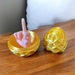 Middle Finger Easter Egg – Funny 3D Printed Holiday Gift & Quirky Basket Stuffer for Easter Prank Decor