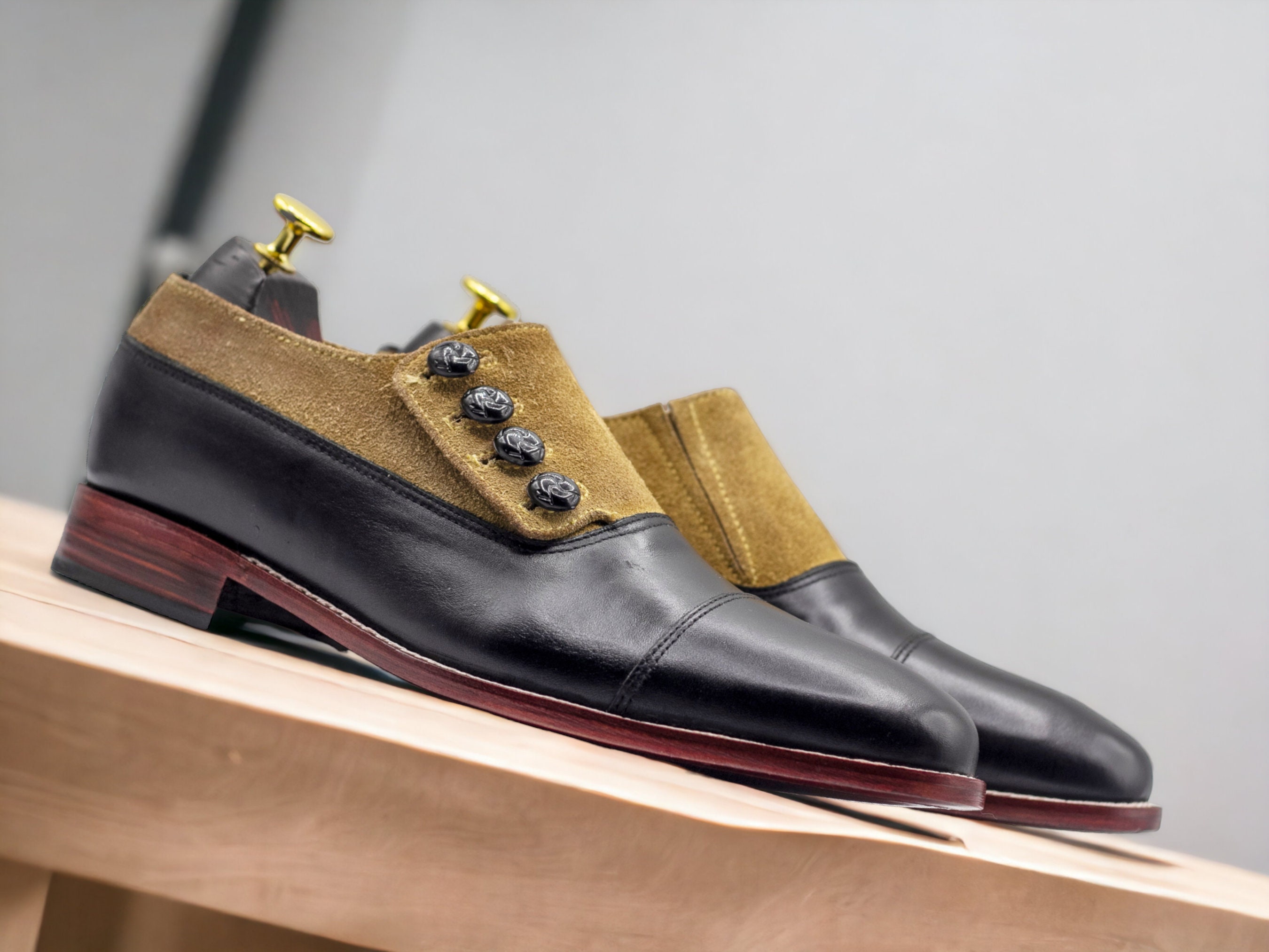 Shoes store camel color