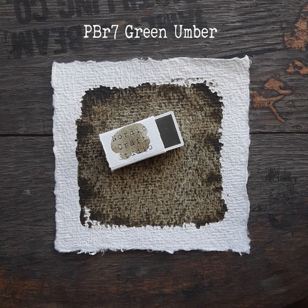 Green Umber PBr7 - Handmade Watercolour Paint Of Artist Quality In Full Pan