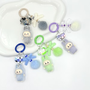 Die Monster Labubu Figuren stehend mit Handbemalter Perle Schlüsselanhänger | Taschenanhänger | Handyanhänger | Handgefertigte Glasperlen | Glasperle